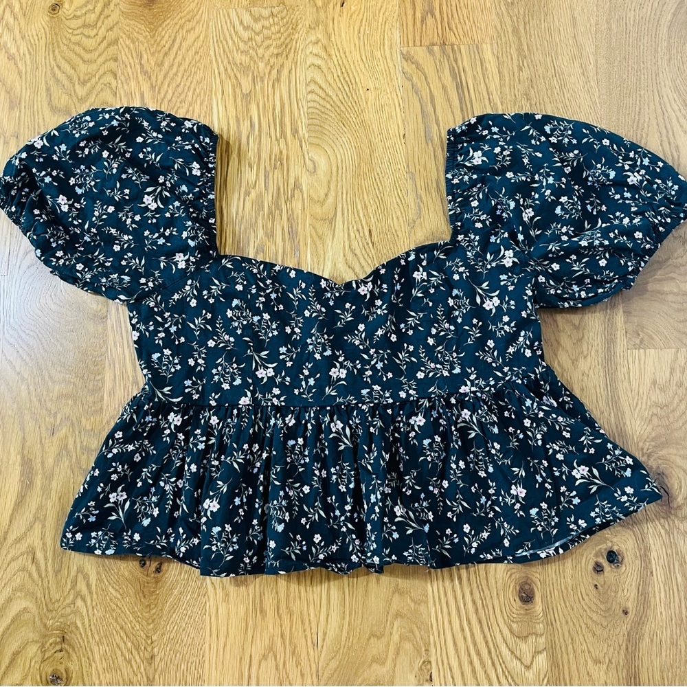 Altar'd State Black and White Ruffled Puff Sleeve Blouse